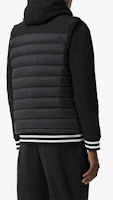 Purchase Burberry 黑色純色拉鍊無袖羽絨背心 80343171
