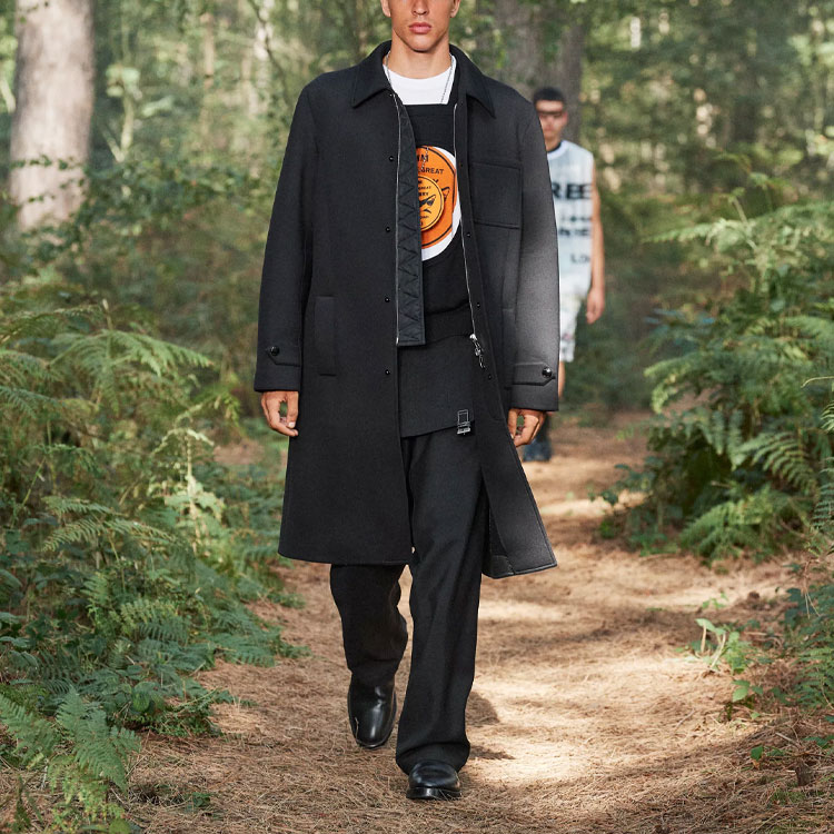 Burberry SS21 Black Solid Color Casual Long Sleeve Coat. 45674441 圖 3