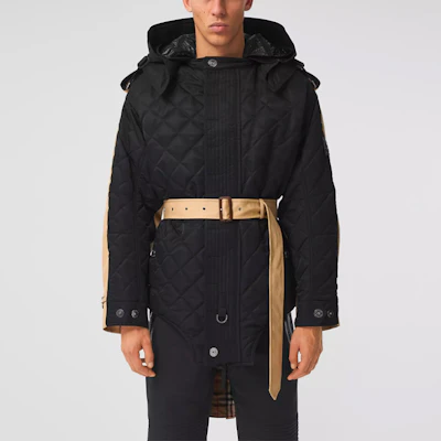 Burberry SS21 Jaket Hitam Nylon dengan Hood Boleh Tanggal Check. 80381891 Shop Burberry SS21 Jaket Hitam Nylon dengan Hood Boleh Tanggal Check. 80381891