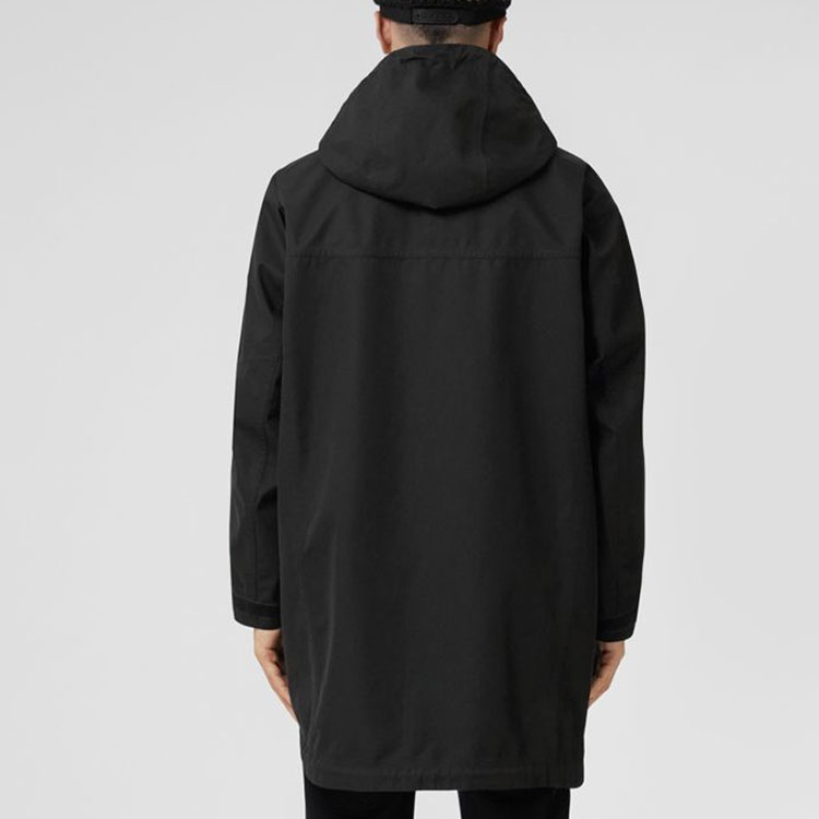 Shop 博柏利 SS22 黑色宽松版型棉质大衣带标志细节 80512291