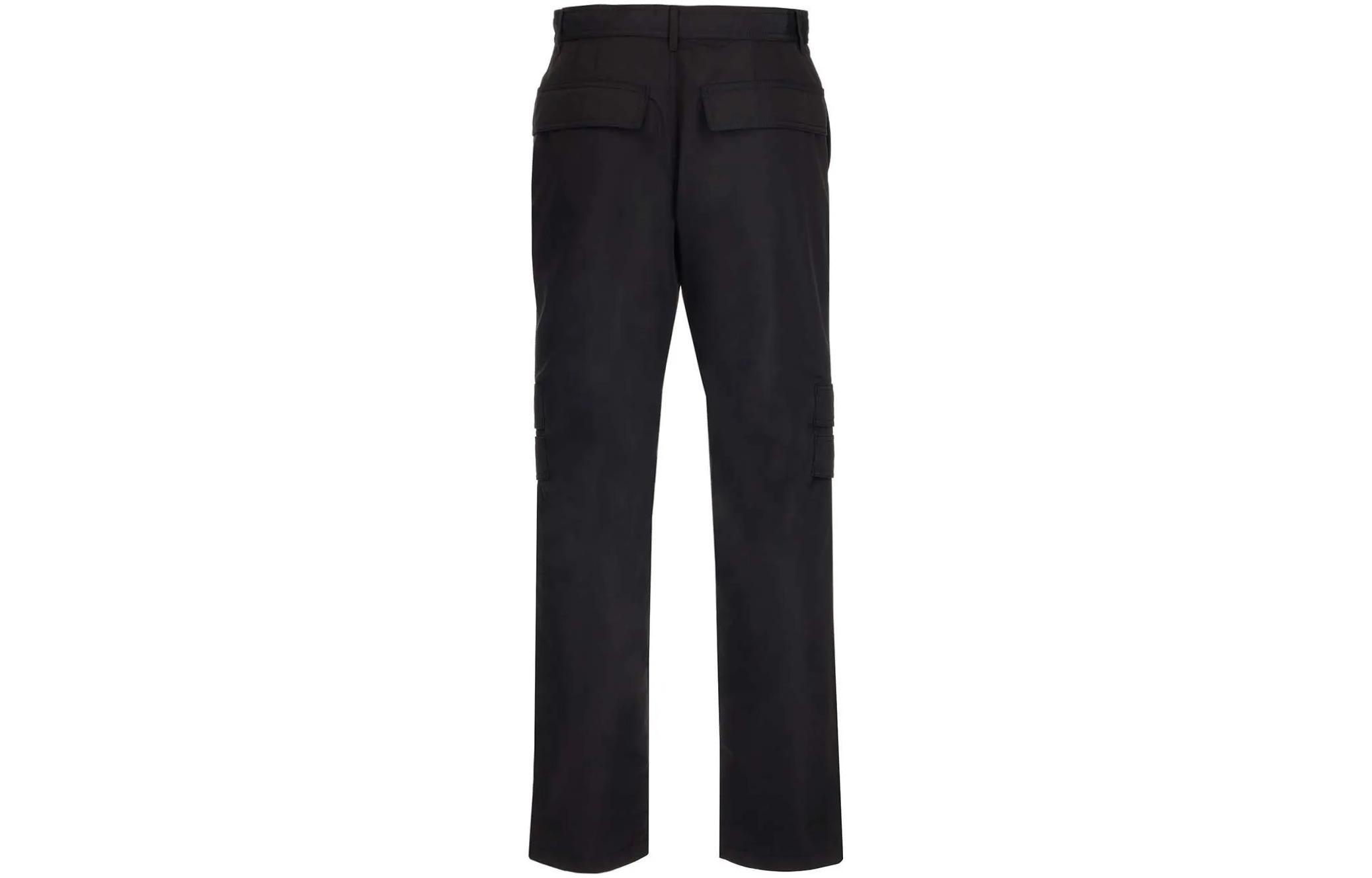 Lookbook Burberry SS22 Celana Hitam Mid-Rise Straight-Leg Utility. 80519131