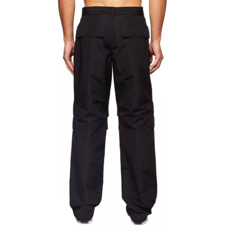 Purchase Burberry SS22 Celana Hitam Mid-Rise Straight-Leg Utility. 80519131