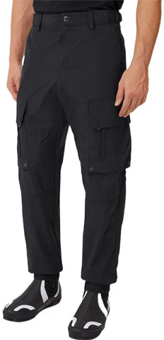 burberry-ss-22-black-straight-leg-cargo-pants-with-large-pockets-80512261