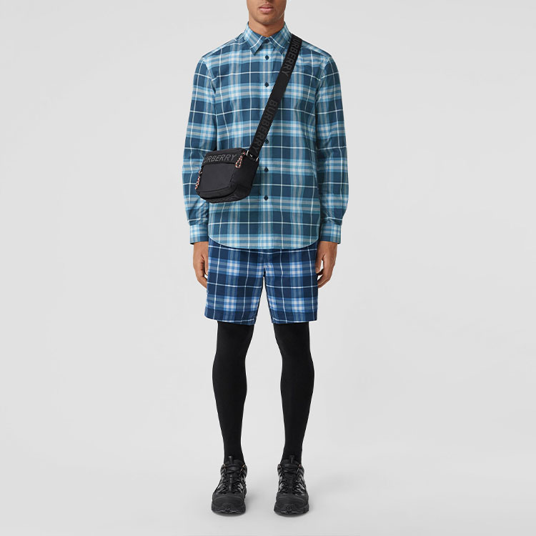 Lookbook Burberry SS22 藍格紋長袖襯衫 80503601