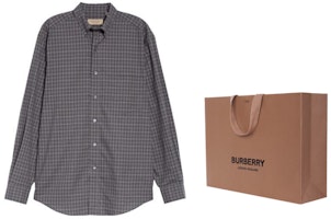 Camisa Burberry SS22 Manga Larga Gris Oscuro con Bolsillo y Contraste Check 80040271 Purchase Camisa Burberry SS22 Manga Larga Gris Oscuro con Bolsillo y Contraste Check 80040271