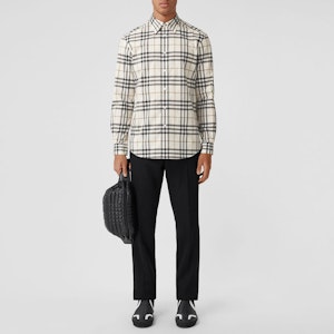 버버리 SS22 체크무늬 화이트 긴팔 버튼업 셔츠 80502751 Details for 버버리 SS22 체크무늬 화이트 긴팔 버튼업 셔츠 80502751