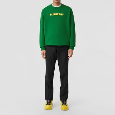 Burberry SS22 綠色標誌印花棉質長袖運動衫 80553111 Lookbook Burberry SS22 綠色標誌印花棉質長袖運動衫 80553111