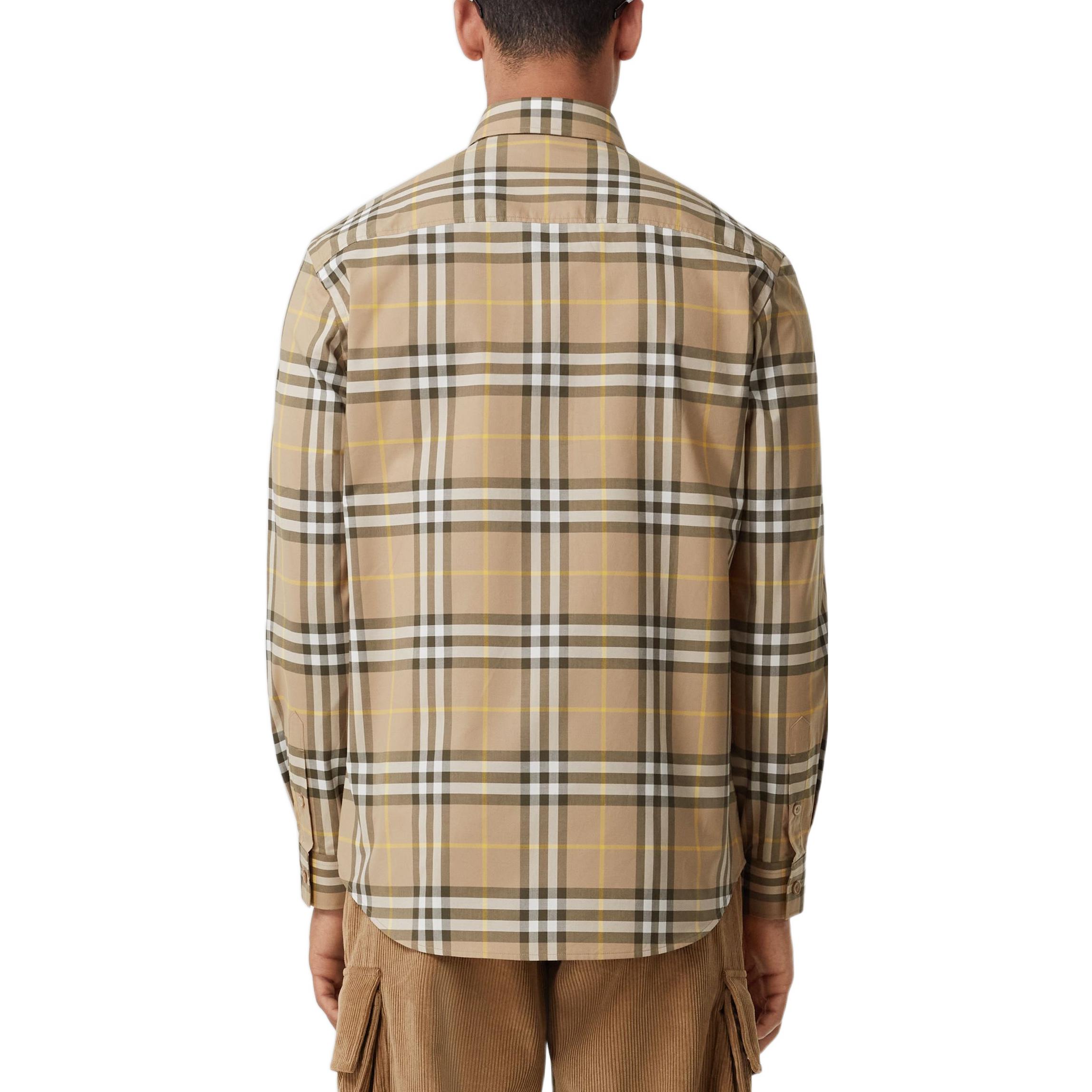 Shop バーバリー SS22 トリュフ クラシックチェック コットン 長袖 カジュアルシャツ 80554921