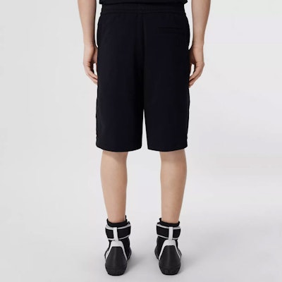 Burberry SS22 Black Logo Embroidered Drawstring Loose Fit Casual Shorts Men. 80508941 Purchase Burberry SS22 Black Logo Embroidered Drawstring Loose Fit Casual Shorts Men. 80508941