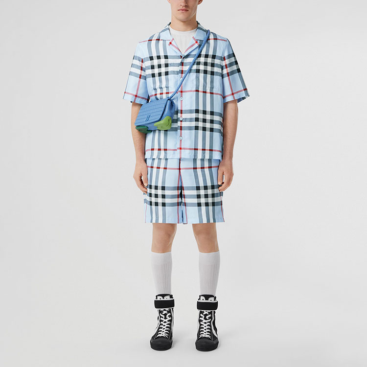 Burberry SS22 Check Silk Relaxed Fit Shorts  Light Blue. 80501921 圖 3