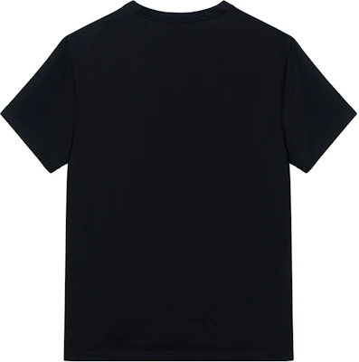 Burberry SS22 Monogram Baju-T Lengan Pendek Kapas Hitam 80529651 Lookbook Burberry SS22 Monogram Baju-T Lengan Pendek Kapas Hitam 80529651