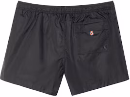 Lookbook Burberry SS23 Black Drawstring Casual Shorts with Logo Patch. 80226381