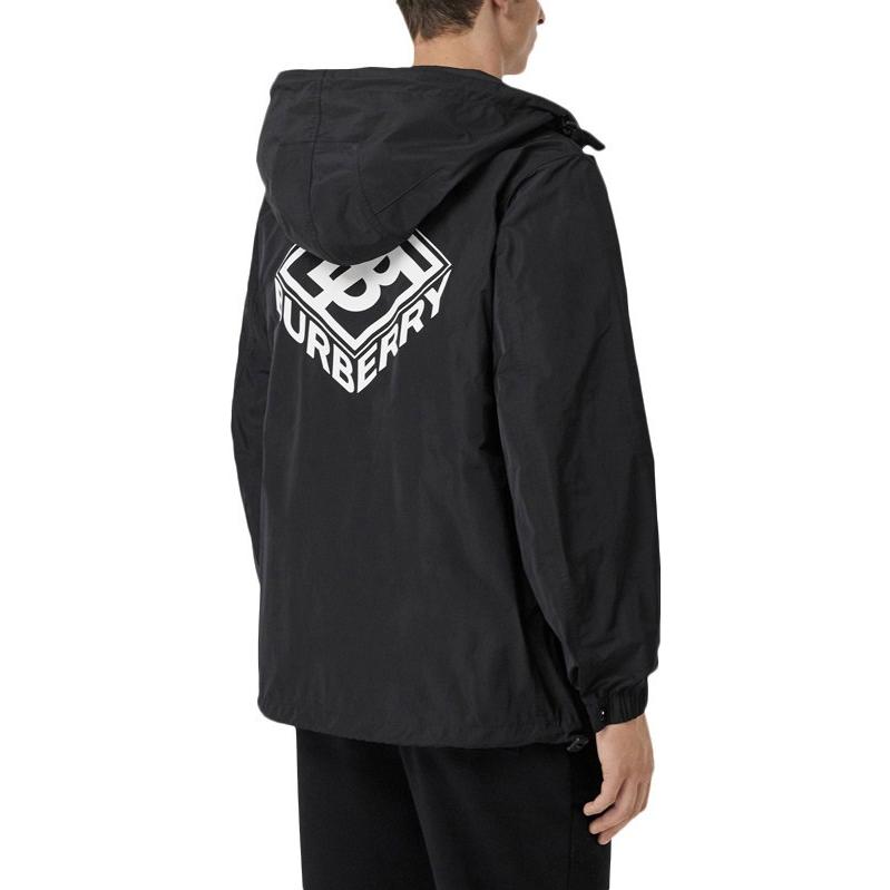 Lookbook バーバリー SS23 ブラックフーディーバックロゴプリント ボタンアップジャケット. 80218911