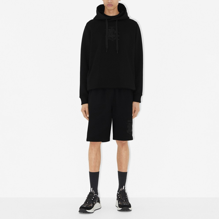 Lookbook Burberry SS23 黑色長袖刺繡馬術標誌運動衫 80697641