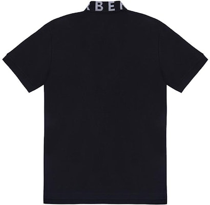 버버리 SS23 블랙 폴로 셔츠 - 로고 레터링 트림. 80675361 Lookbook 버버리 SS23 블랙 폴로 셔츠 - 로고 레터링 트림. 80675361