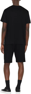 버버리 SS23 블랙 그래픽 프린트 반팔 면 티셔츠. 8070681 Shop 버버리 SS23 블랙 그래픽 프린트 반팔 면 티셔츠. 8070681