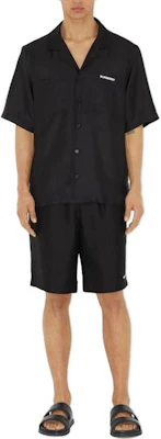 Burberry SS23 Black Solid Color Logo Print Shirt. 80713801 Lookbook Burberry SS23 Black Solid Color Logo Print Shirt. 80713801