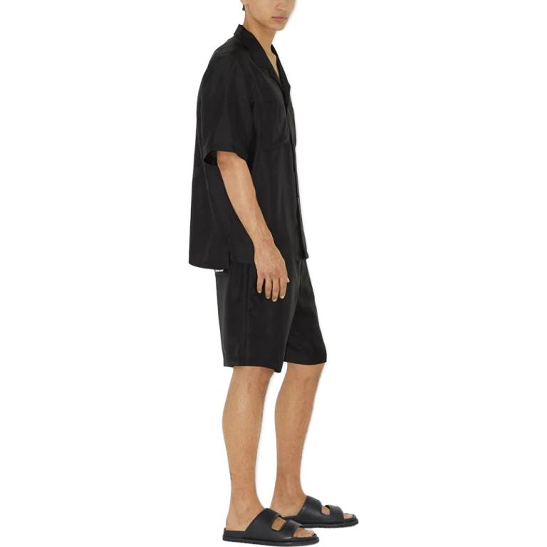 Purchase Burberry SS23  Black Solid Color Logo Print Shirt. 80713801