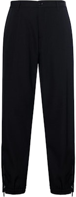 Burberry Pantalones Casuales Negros SS23 con Diseño de Botón y Color Sólido. 80686821 Buy Burberry Pantalones Casuales Negros SS23 con Diseño de Botón y Color Sólido. 80686821