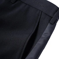 Sizing Burberry SS23 黑色修身休閒長褲 簡約純色與按鈕設計。 80686821