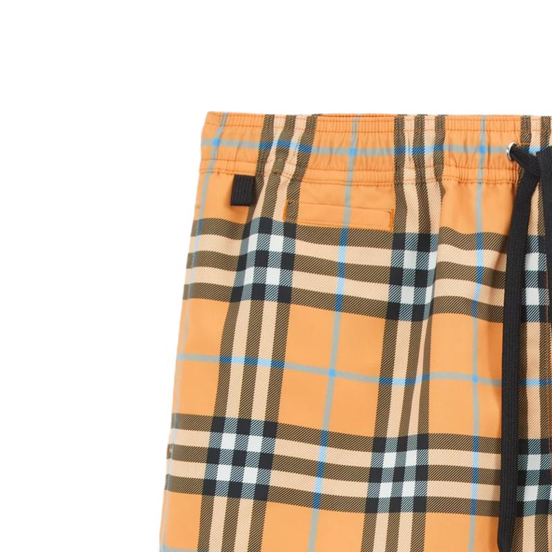 Sizing Burberry SS23 深橙色格紋抽繩泳褲。 80707671