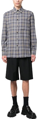 Burberry SS23 Gray Check Detail Long-Sleeve Shirt. 80648841 Lookbook Burberry SS23 Gray Check Detail Long-Sleeve Shirt. 80648841