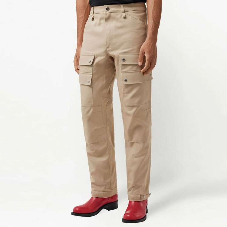 Burberry SS23  Solid Cargo Pants in Khaki Color. 80641011 圖 5
