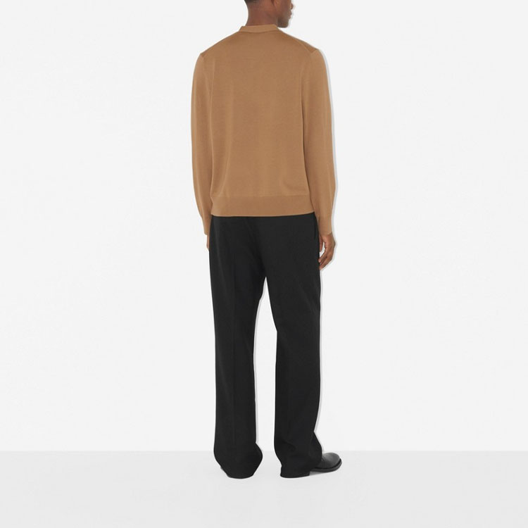 Burberry SS23  Solid Embroidered Wool Sweater Camel Color 80655941 圖 4