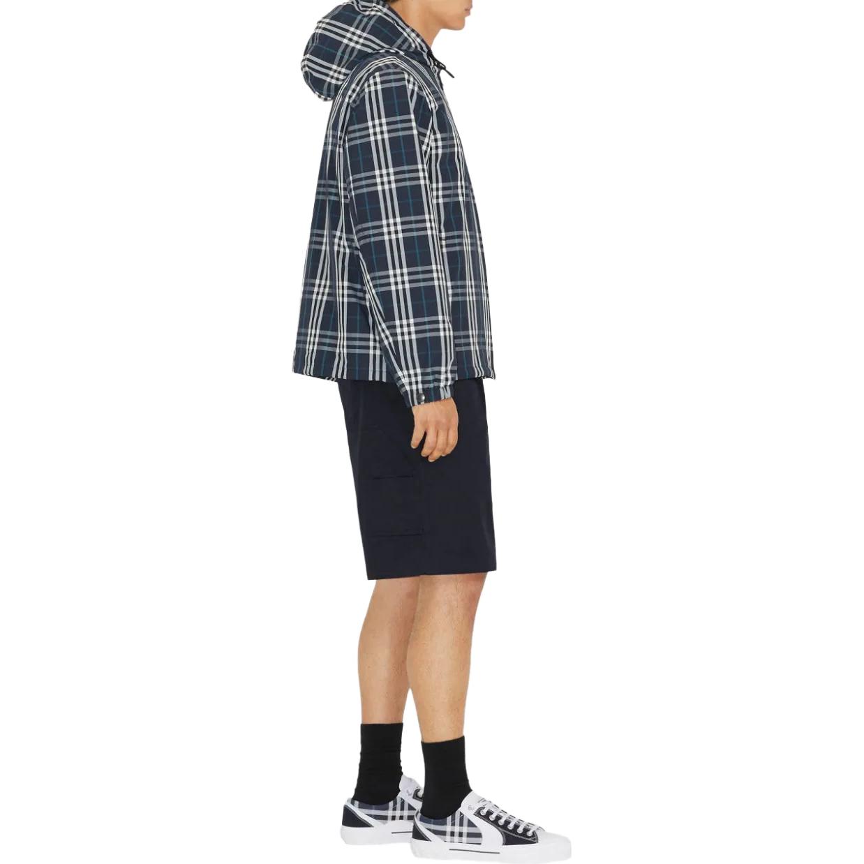 Burberry SS23  Solid Navy Straight-Leg Utility Shorts with Pockets. 8072941 圖 5