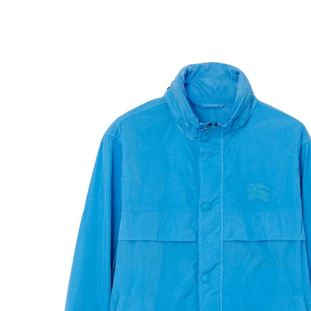 Burberry SS23  Solid Nylon Jacket with Equestrian Logo Patch - Vibrant Blue. 80658491 圖 6