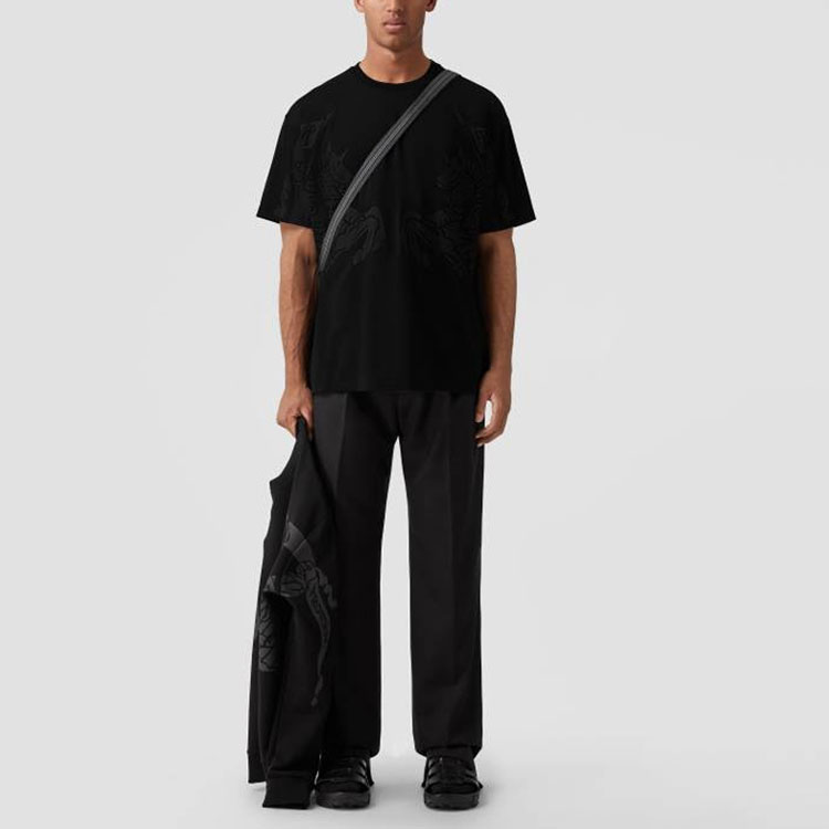 Burberry SS23 Black Graphic Print Crew Neck Short Sleeve T-Shirt 80651831 圖 3
