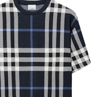 Burberry SS23 Kaos Pria Lengan Pendek Crewneck Motif Kotak Biru Casual 80706681 Sizing Burberry SS23 Kaos Pria Lengan Pendek Crewneck Motif Kotak Biru Casual 80706681