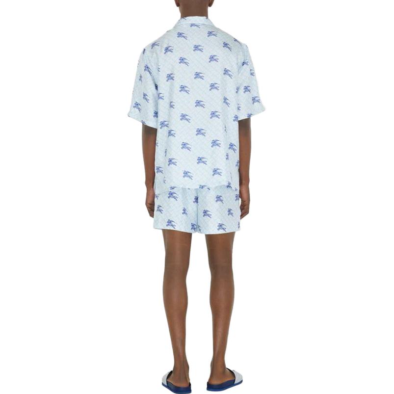 Shop バーバリー SS23 エクエストリアンロゴプリント リラックスショーツ ブルー 80720761