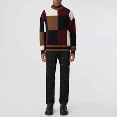 Burberry SS23 Oversized Check Wool Blend Sweater Dark Birch Brown. 80622531 Lookbook Burberry SS23 Oversized Check Wool Blend Sweater Dark Birch Brown. 80622531