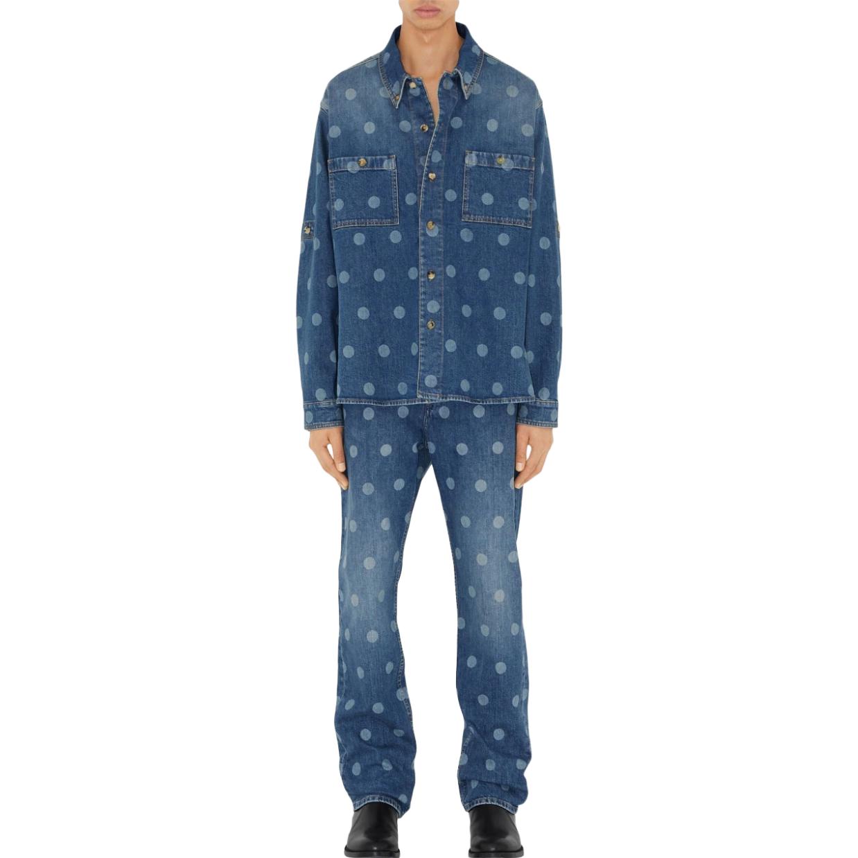 Lookbook 버버리 SS23 폴카닷 워싱 데님 진 블루 남성용. 80676381