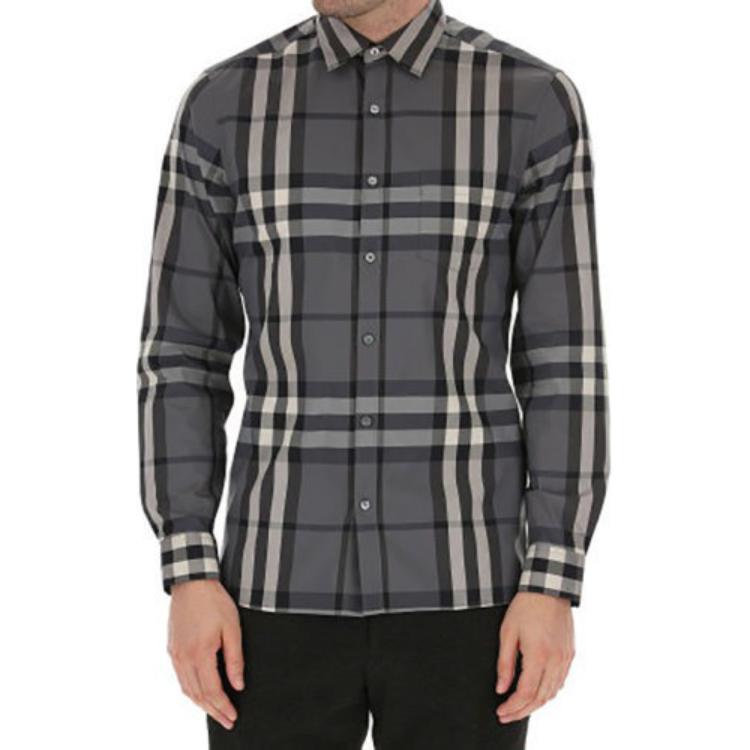 Shop Burberry SS24 Kemeja Hitam Kotak-Kotak Lengan Panjang. 80733981