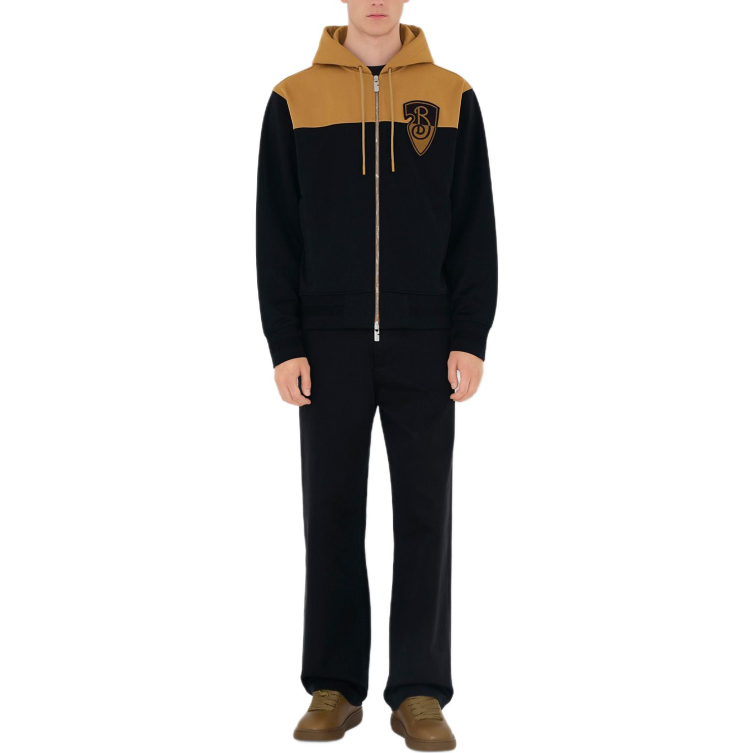 Lookbook バーバリー SS24 ロゴ刺繍＆ジッパー付きブラックフーディー. 80990801