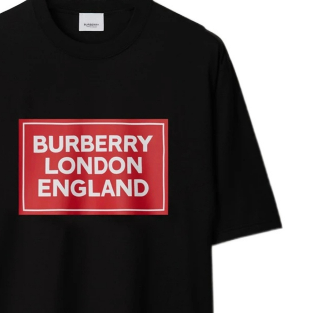 Burberry SS24  Black Letter Print Crewneck Straight Cut T-Shirt. 80843371 圖 7