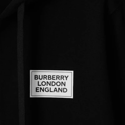 Sudadera con Capucha Negra Burberry SS24 con Logo Apliqué. 80843451 Sizing Sudadera con Capucha Negra Burberry SS24 con Logo Apliqué. 80843451