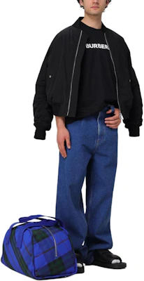 Burberry SS24 黑色刺繡Logo棒球外套拉鍊夾克. 80934121 Details for Burberry SS24 黑色刺繡Logo棒球外套拉鍊夾克. 80934121