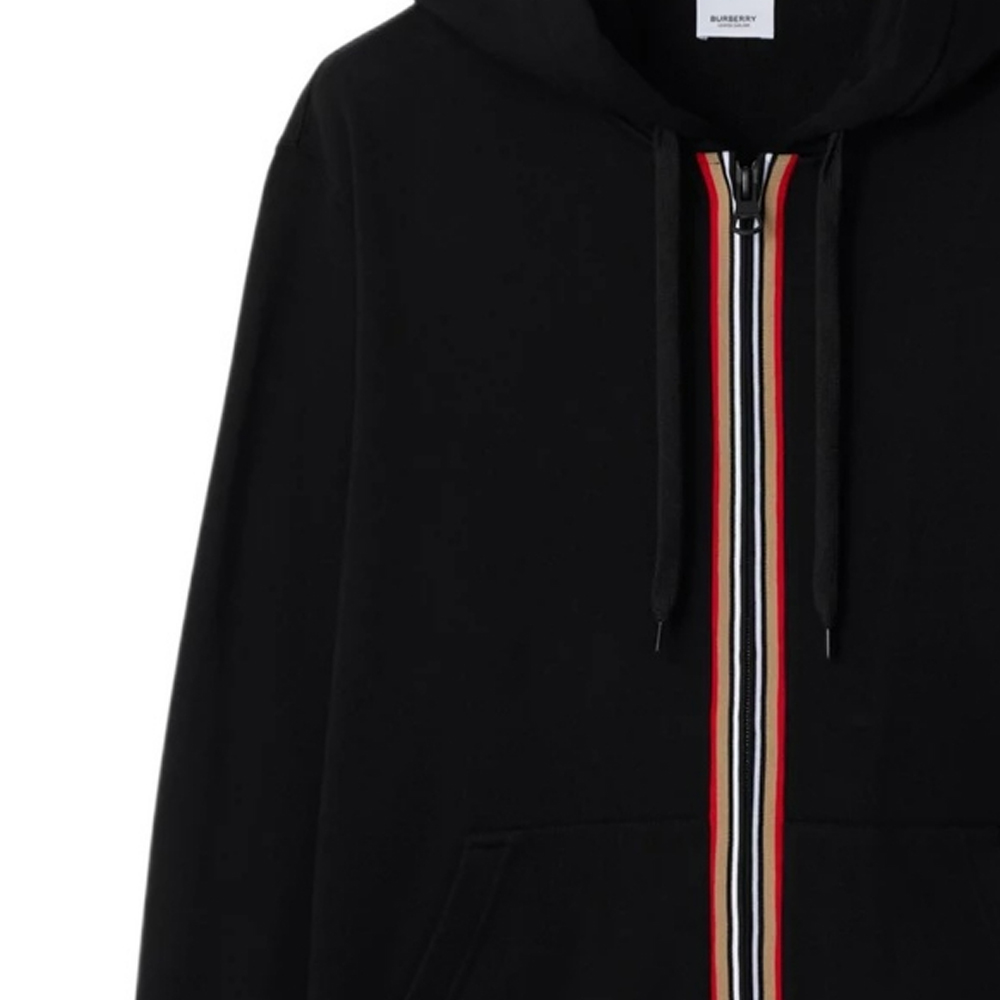 Sizing Burberry SS24 黑色标志拉链连帽衫，带抽绳和贴袋. 80844281