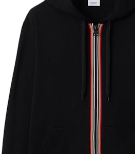 Burberry SS24 黑色标志拉链连帽衫,带抽绳和贴袋. 80844281 Sizing Burberry SS24 黑色标志拉链连帽衫,带抽绳和贴袋. 80844281