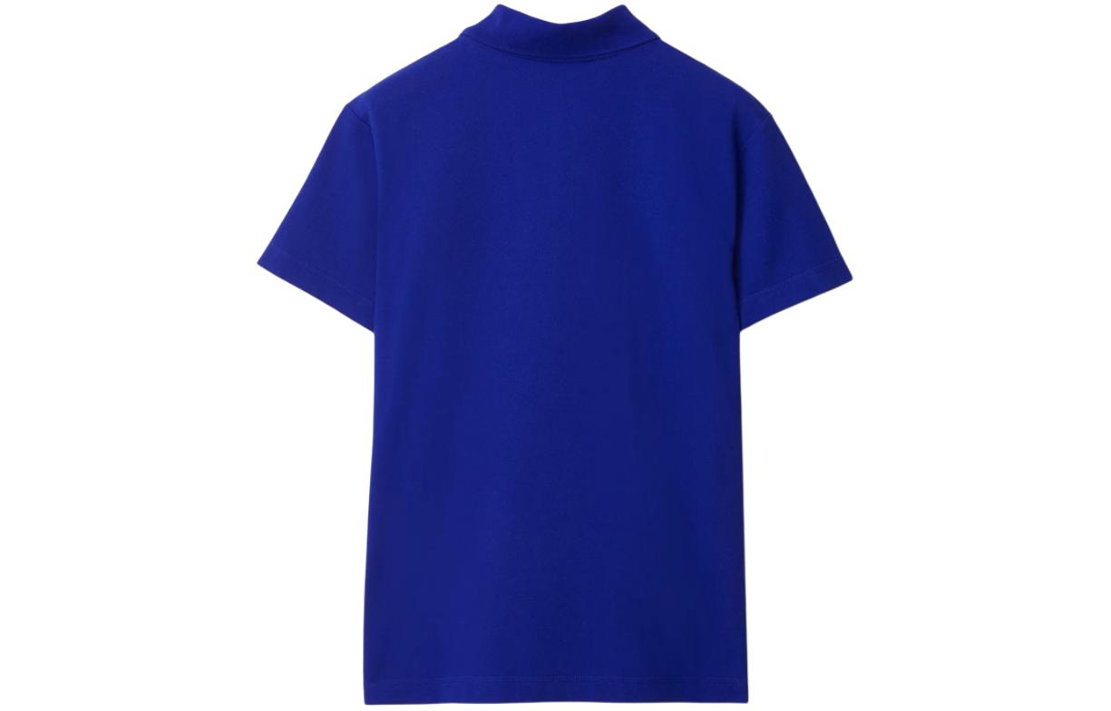 Lookbook Burberry SS24 藍色短袖POLO衫 帶刺繡標誌款式 80849361