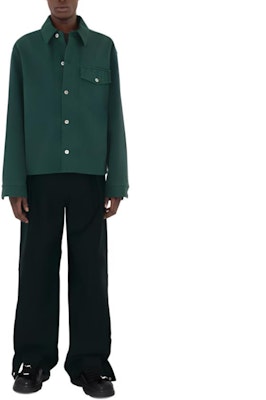 Burberry SS24 Jaket Hijau Single-Breasted Bordir Saku. 80917831 Shop Burberry SS24 Jaket Hijau Single-Breasted Bordir Saku. 80917831