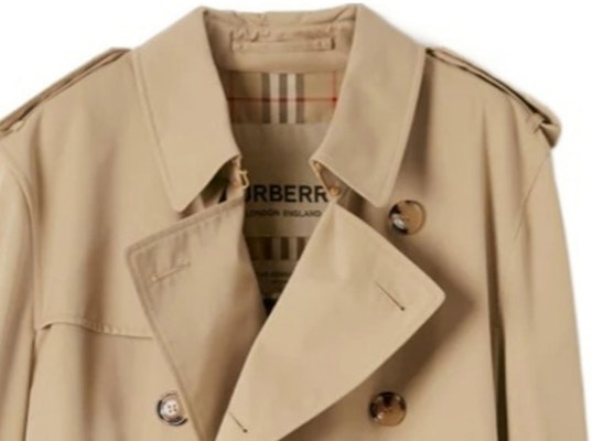 Burberry SS24 Honey Double-Breasted Long Trench Coat Solid Color. 80793851 Sizing Burberry SS24 Honey Double-Breasted Long Trench Coat Solid Color. 80793851