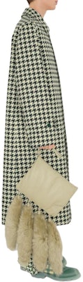 Abrigo Largo Burberry SS24 Estampado de Pata de Gallo Multicolor. 80836631 Details for Abrigo Largo Burberry SS24 Estampado de Pata de Gallo Multicolor. 80836631