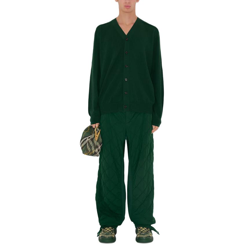 Shop バーバリー SS24 アイビーグリーン Vネック ボタンアップ ニットカーディガンセーター 80831791