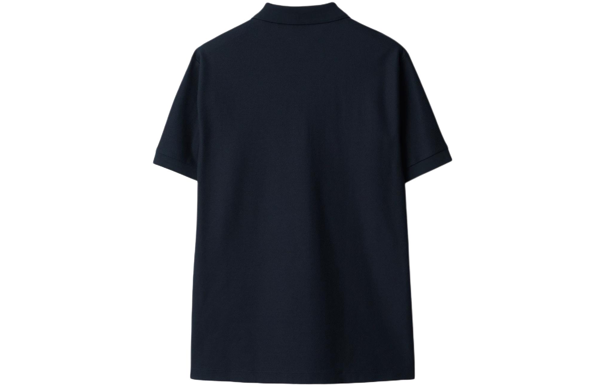 Lookbook Burberry SS24 Baju Polo Navy Blue dengan Logo Sulaman. 80844371