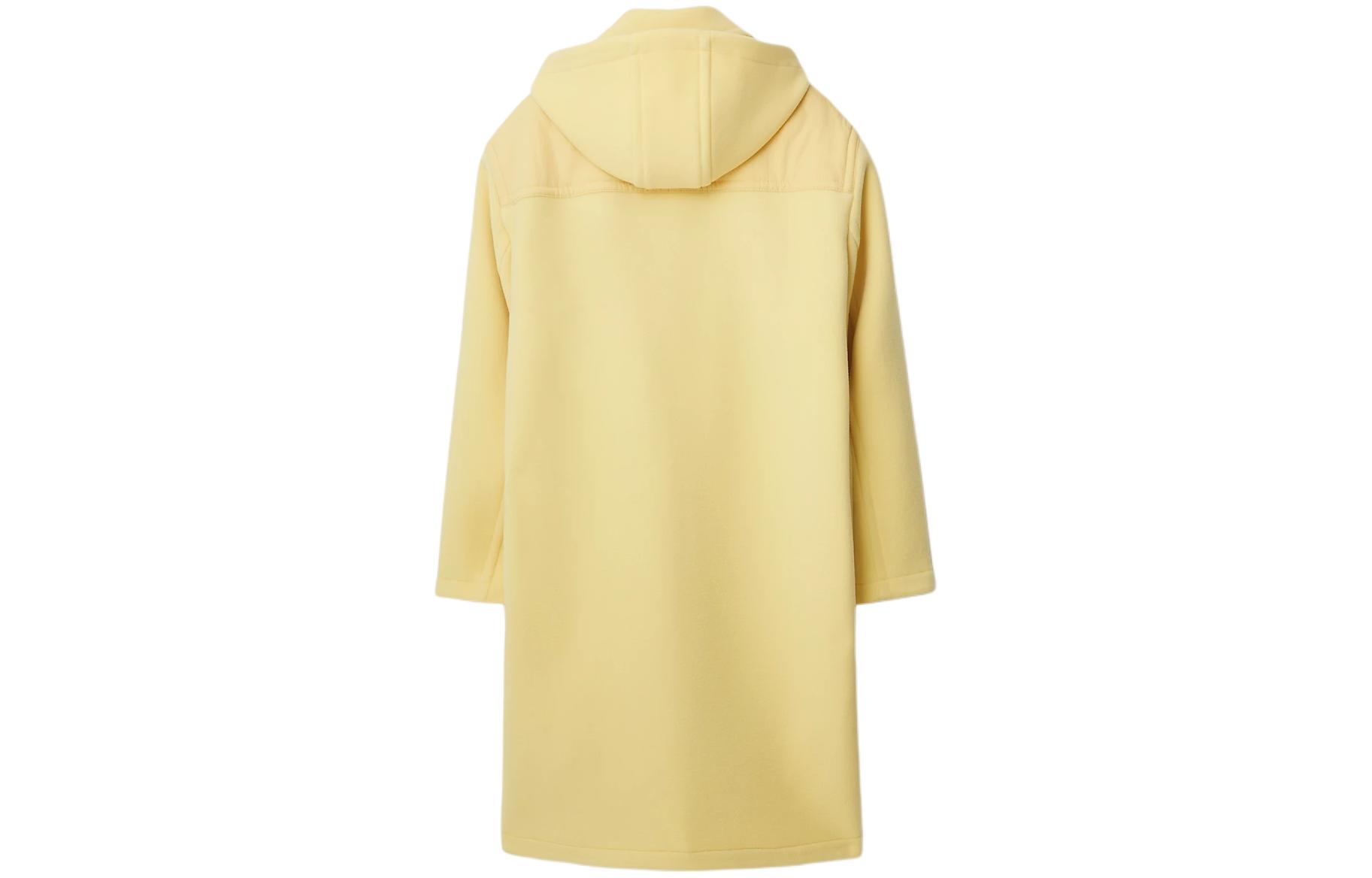 Lookbook Burberry SS24 Abrigo Duffel Sólido con Capucha Color Amarillo Daffodil 80825941