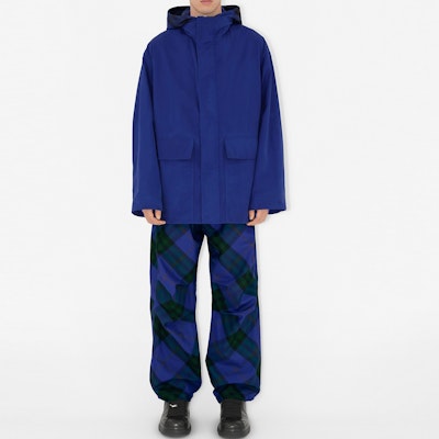 博柏利 SS24 蓝色纯色拉链夹克 80853411 Sizing 博柏利 SS24 蓝色纯色拉链夹克 80853411